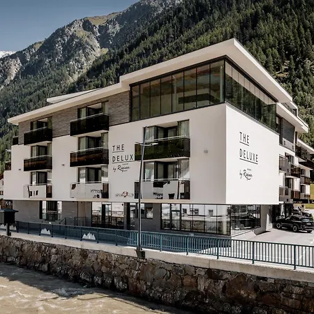 The Deluxe By Regina Appart hôtel